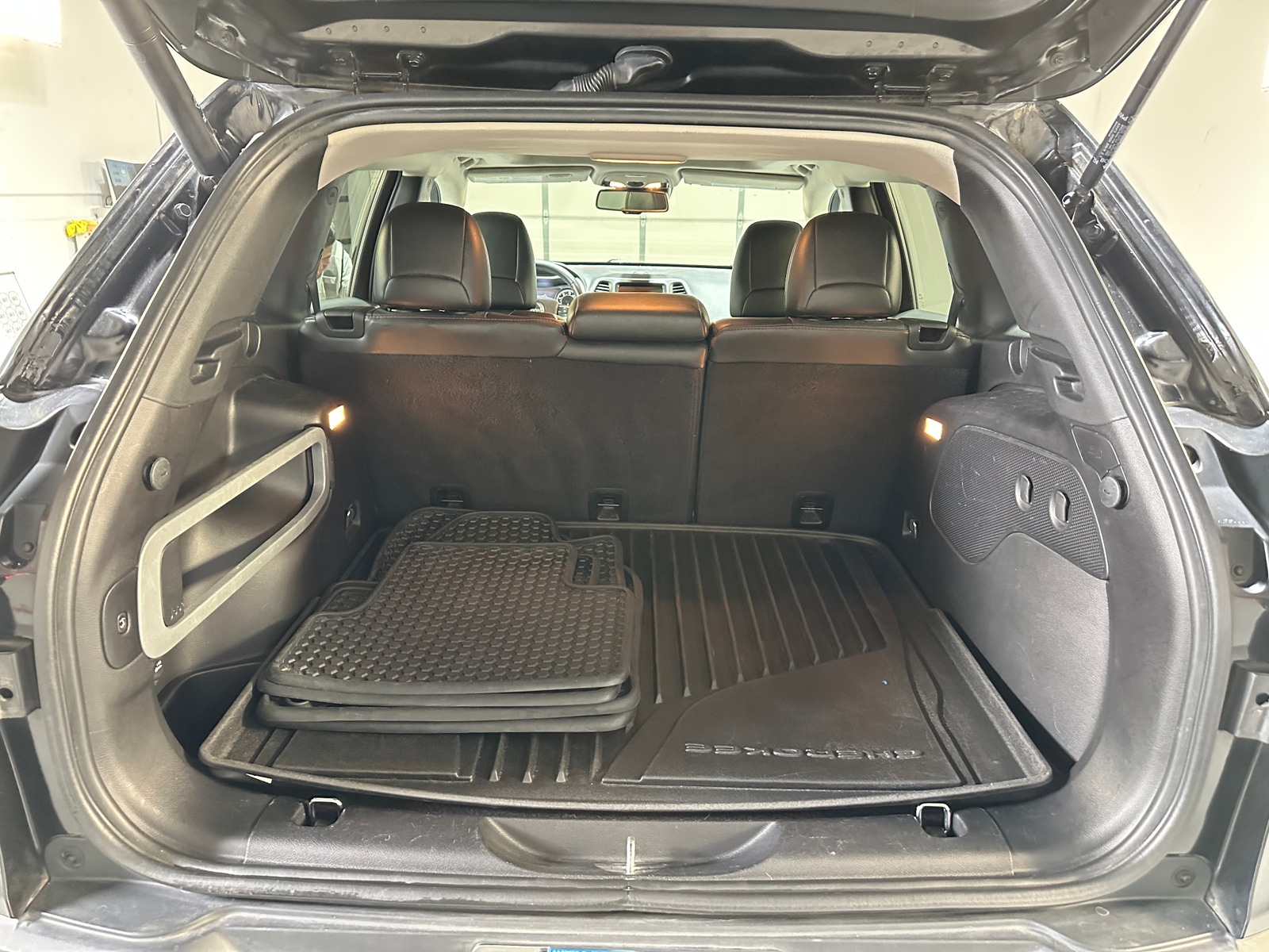 Thumbnail: 2016 Jeep Cherokee - 7