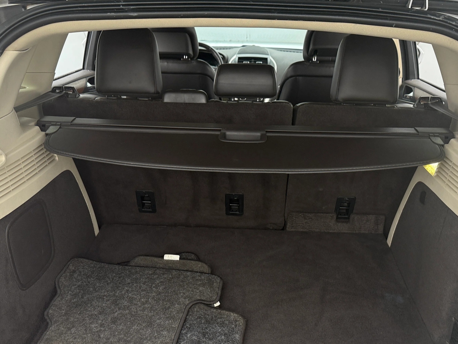 Thumbnail: 2015 Lincoln MKC - 6