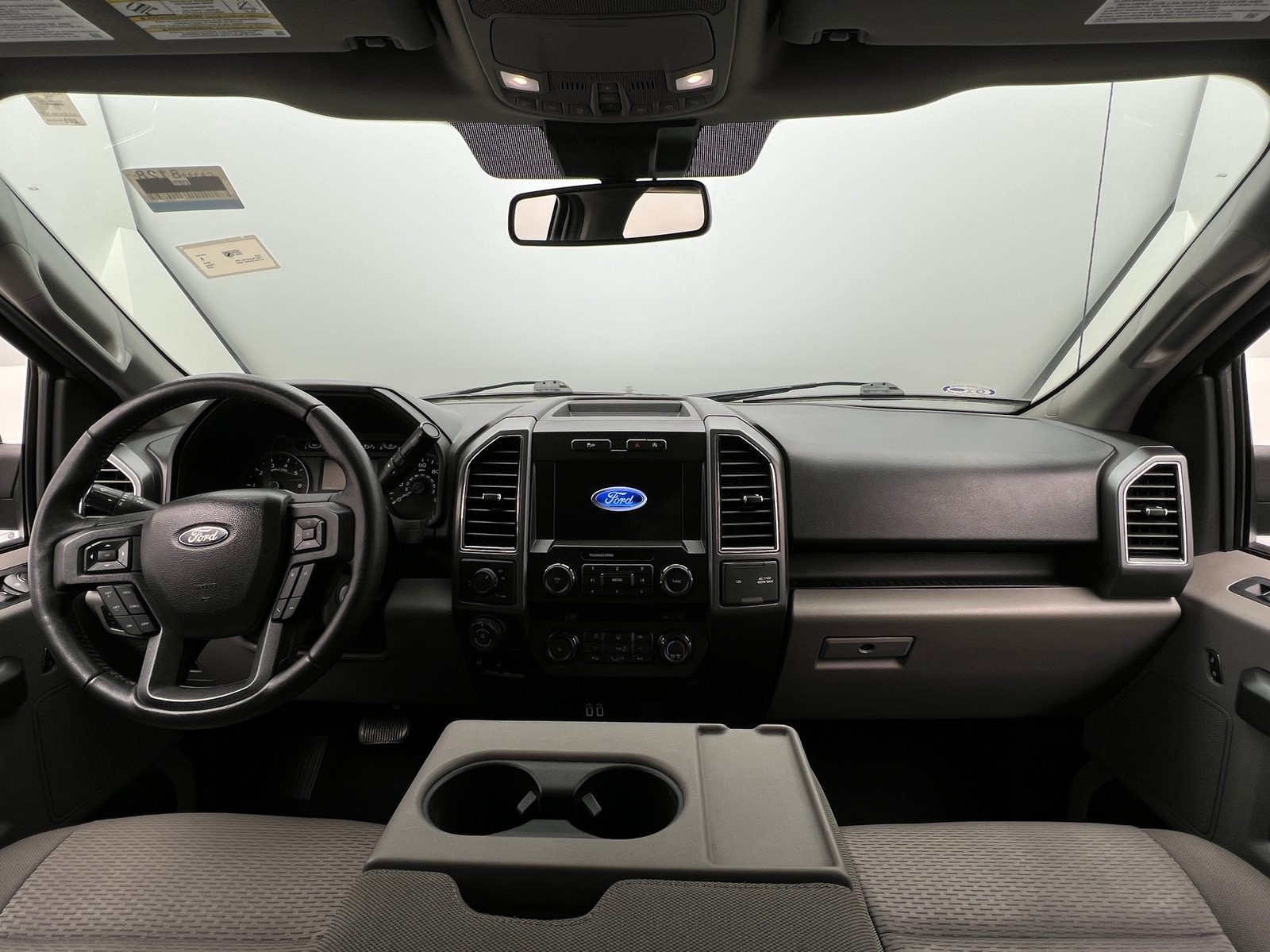 Thumbnail: 2019 Ford Econoline - 3