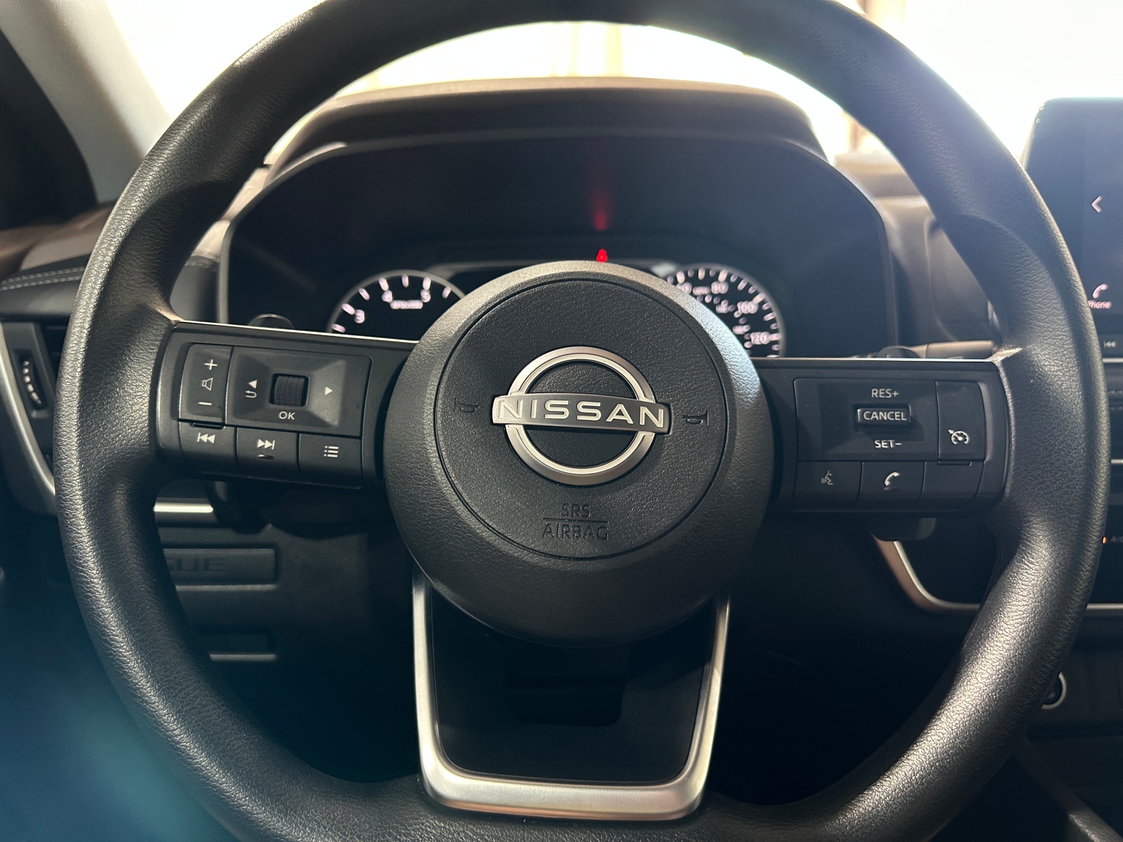 Thumbnail: 2023 Nissan Rogue - 5