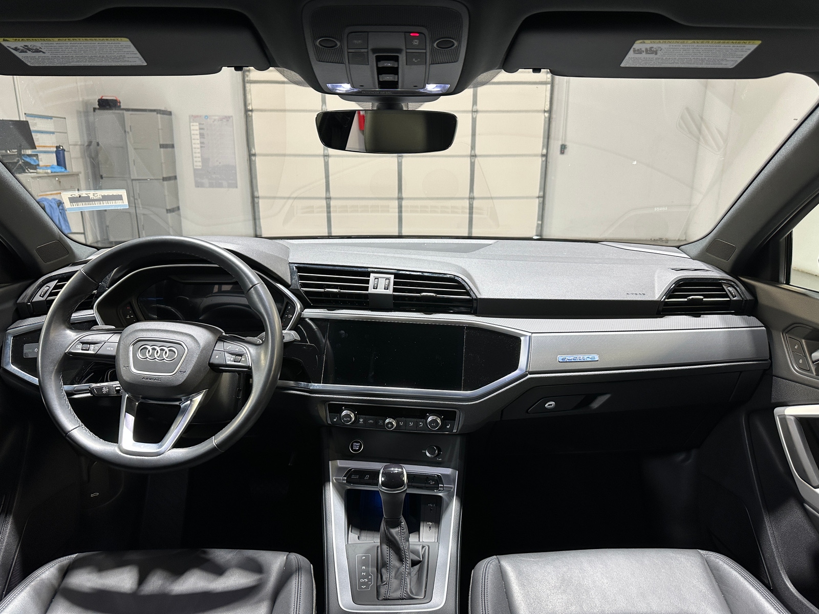 Thumbnail: 2023 Audi Q3 - 2