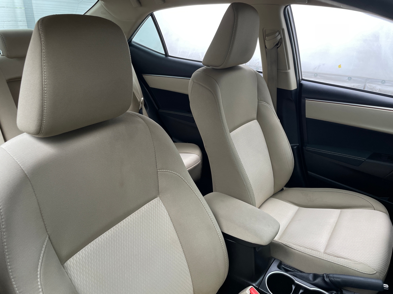 Thumbnail: 2015 Toyota Corolla - 2