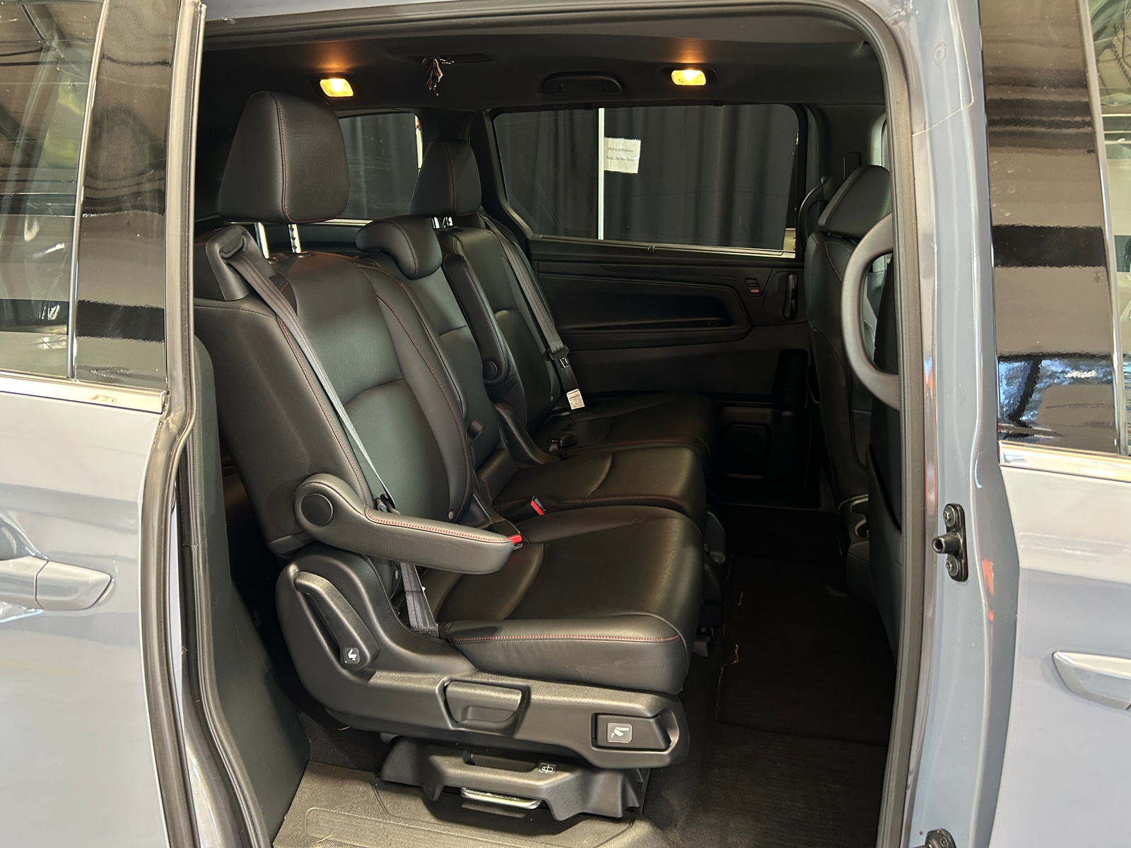 Thumbnail: 2023 Honda Odyssey - 5