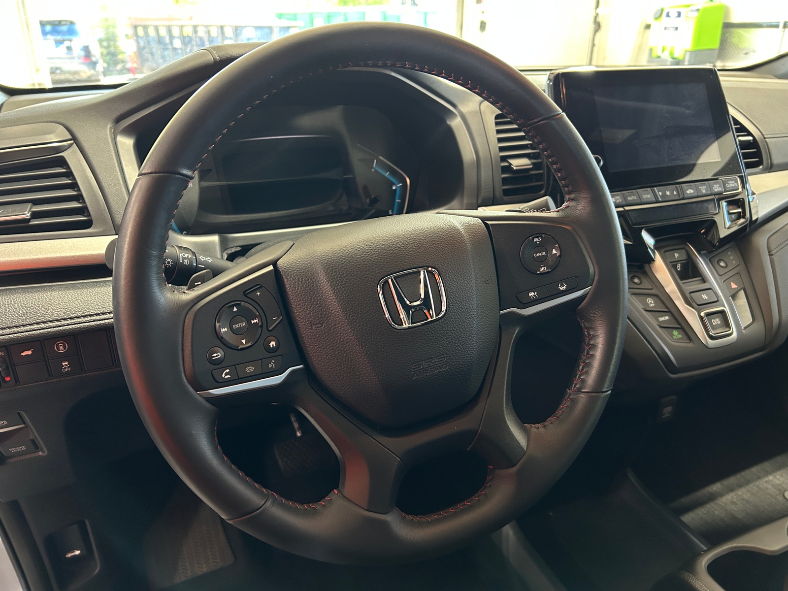 Thumbnail: 2023 Honda Odyssey - 4