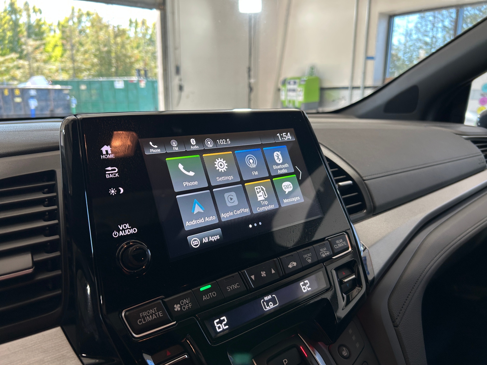 Thumbnail: 2023 Honda Odyssey - 3