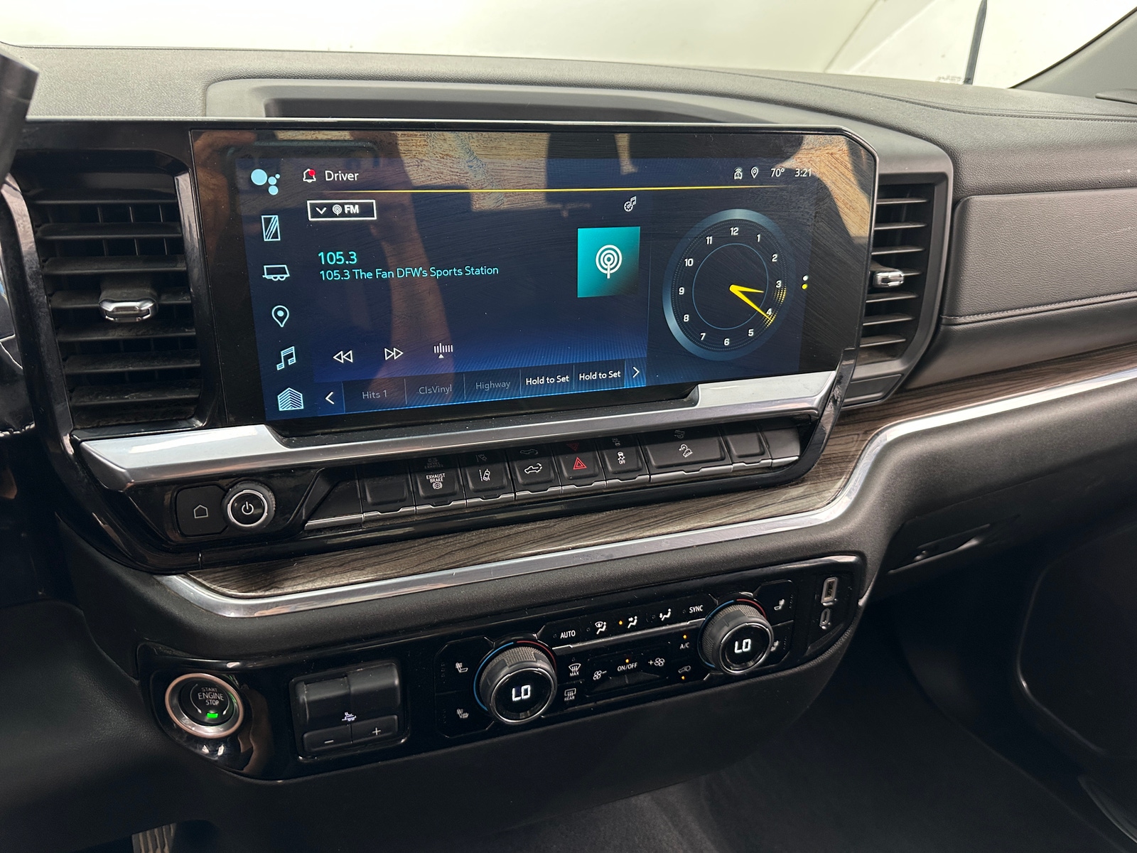 Thumbnail: 2024 Chevrolet Silverado 2500 - 4