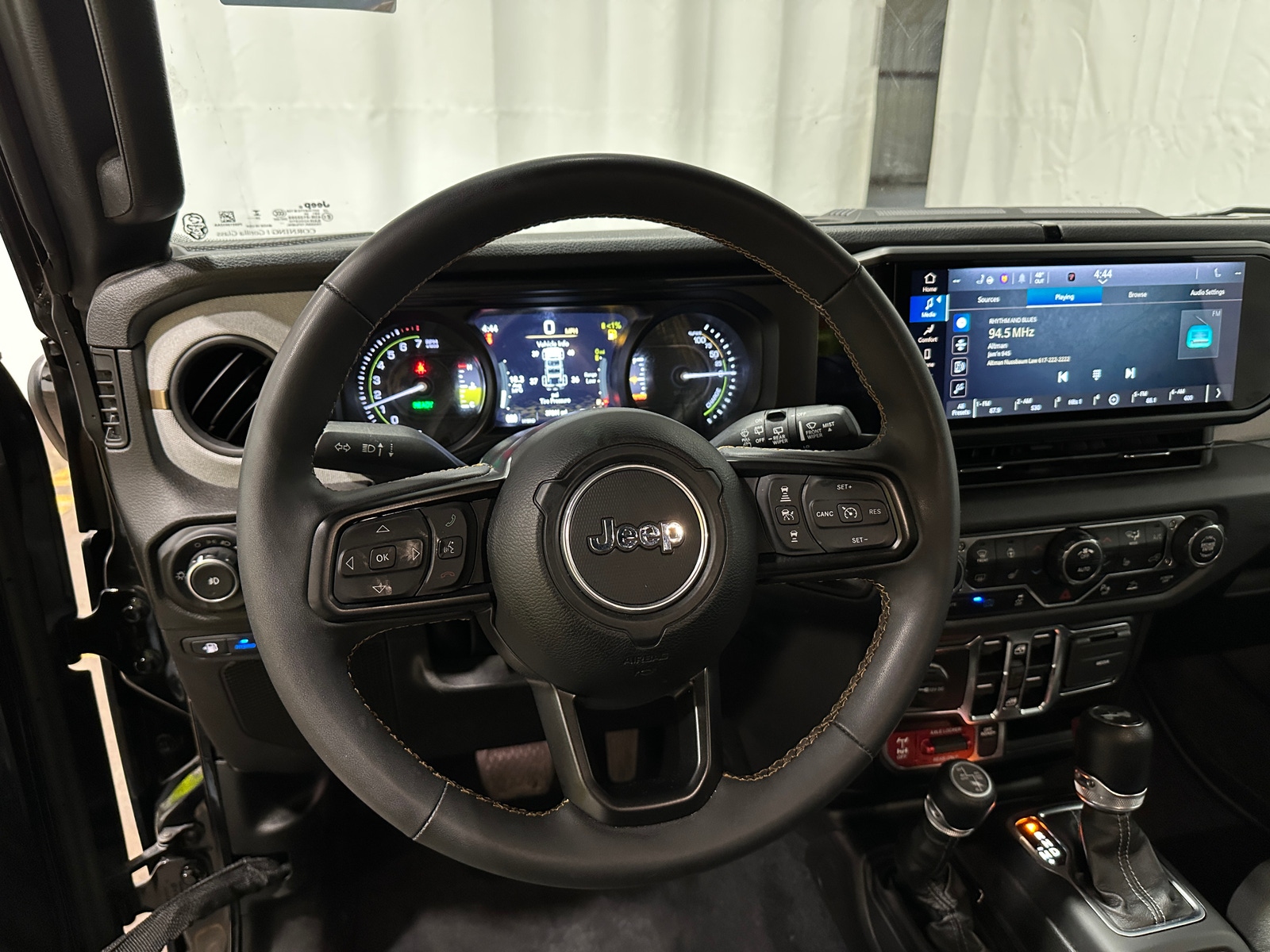 Thumbnail: 2024 Jeep Wrangler - 5