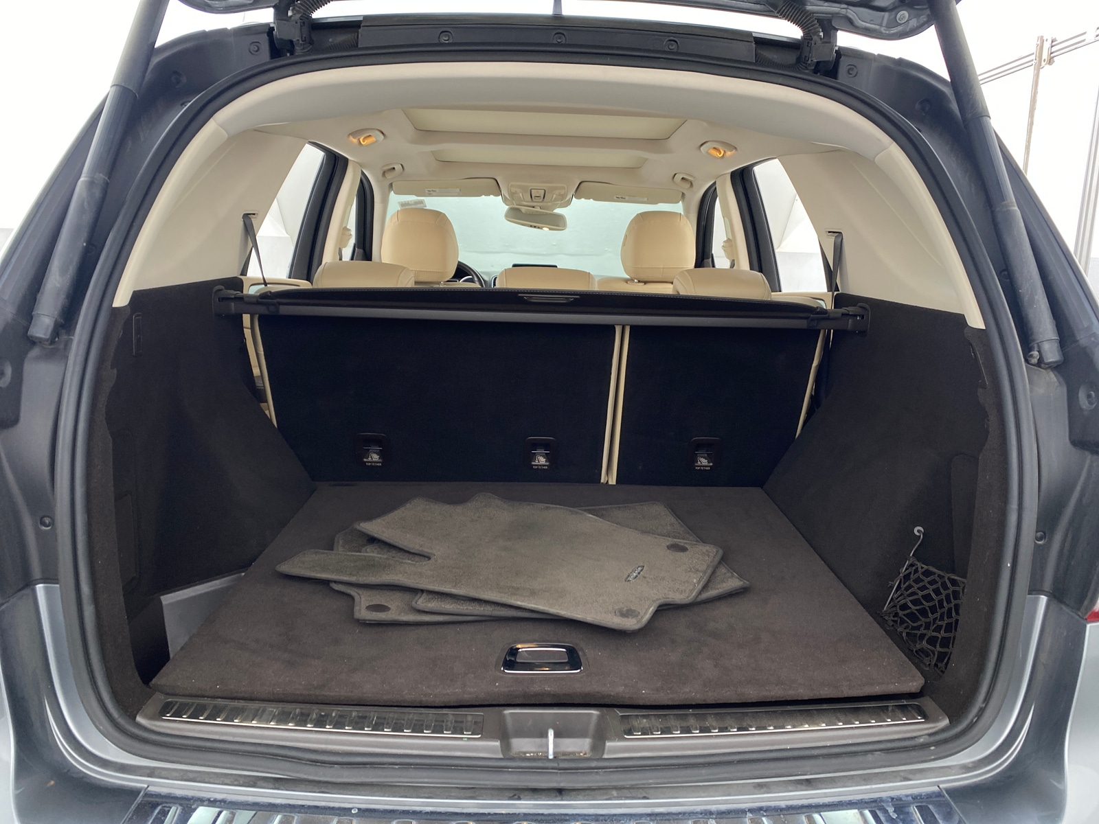 Thumbnail: 2017 Mercedes-Benz GLE - 6