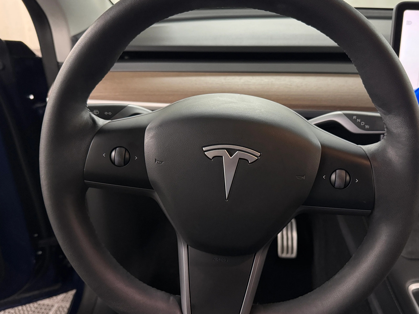 Thumbnail: 2023 Tesla Model Y - 4
