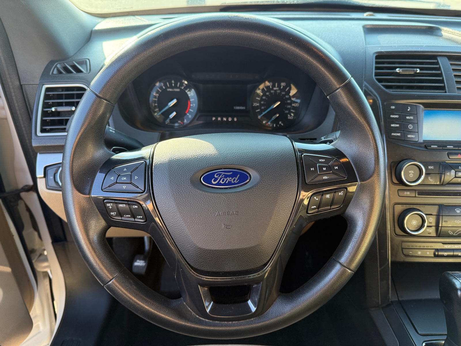 Thumbnail: 2017 Ford Explorer - 5