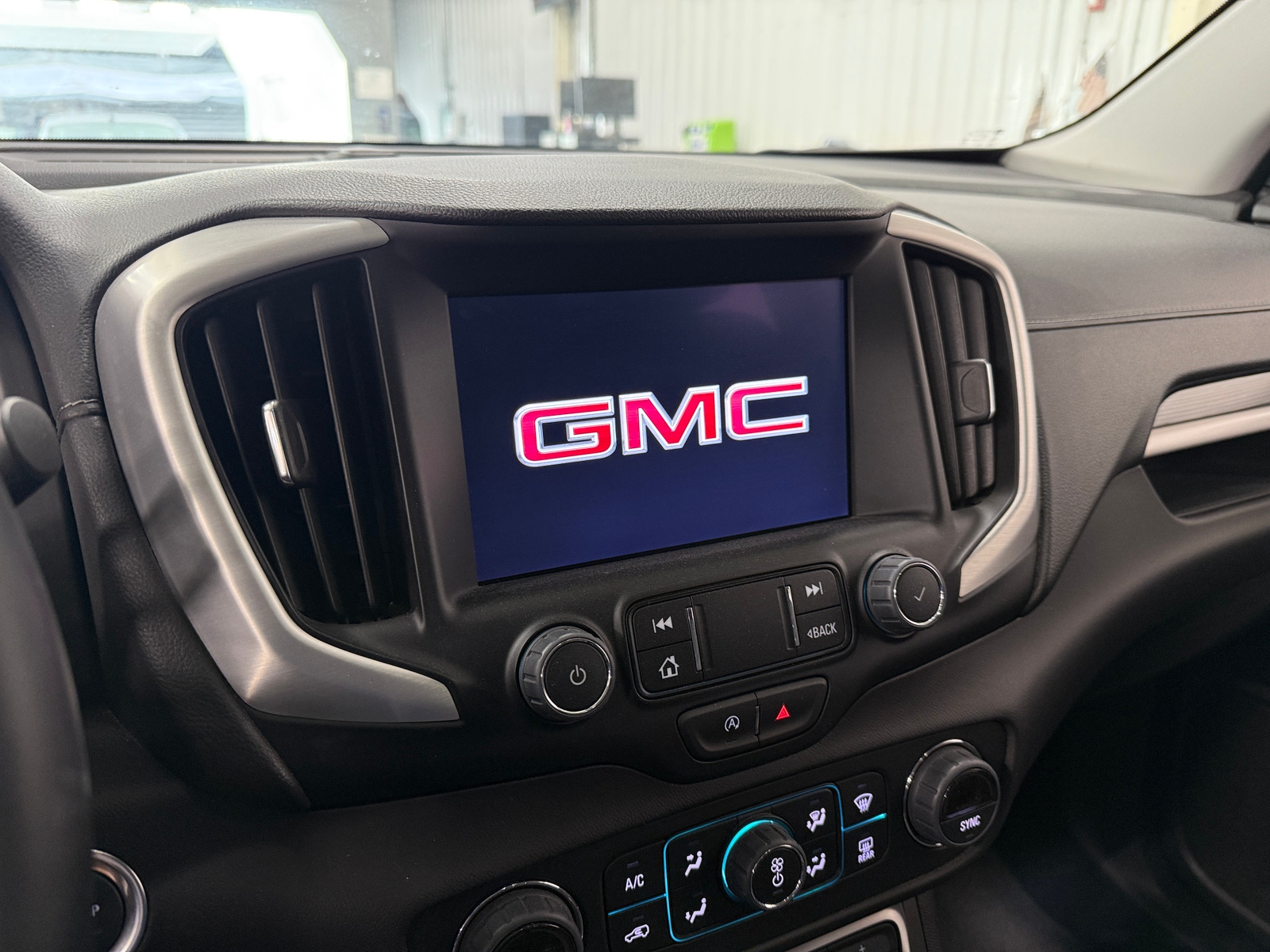 Thumbnail: 2024 GMC Terrain - 3