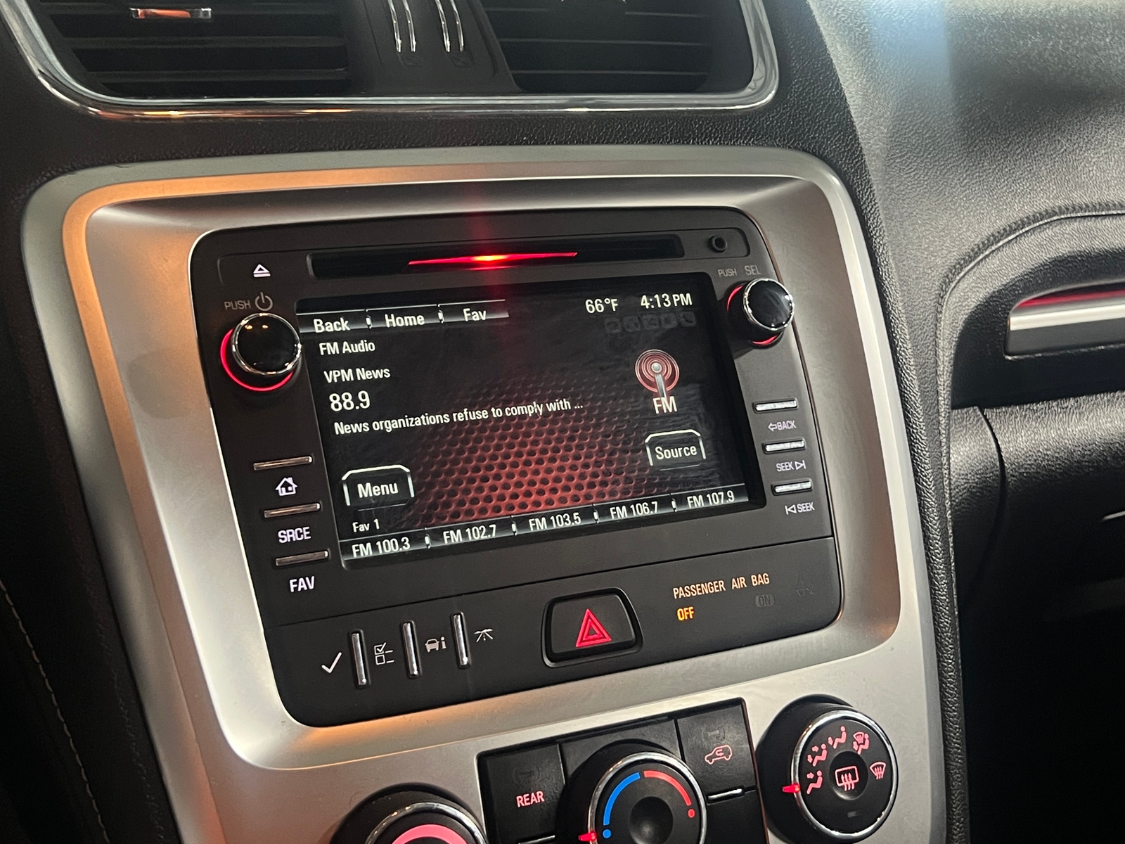 Thumbnail: 2016 GMC Acadia - 4