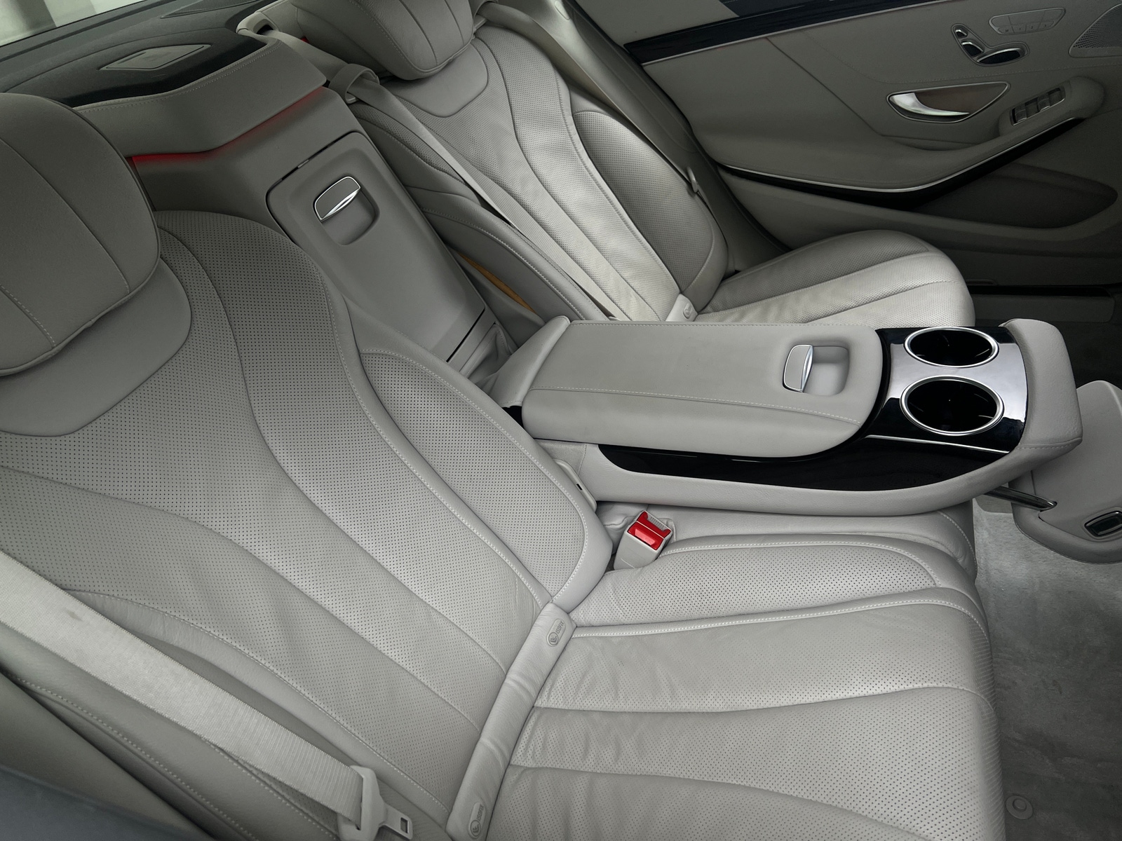 Thumbnail: 2015 Mercedes-Benz S-Class - 5