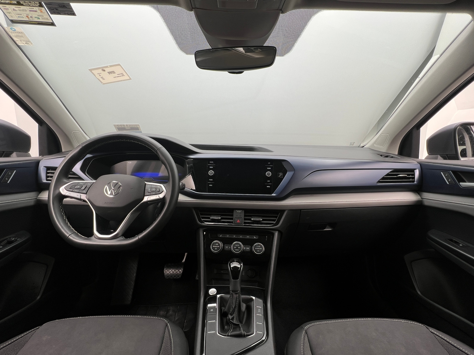 Thumbnail: 2024 Volkswagen Taos - 2