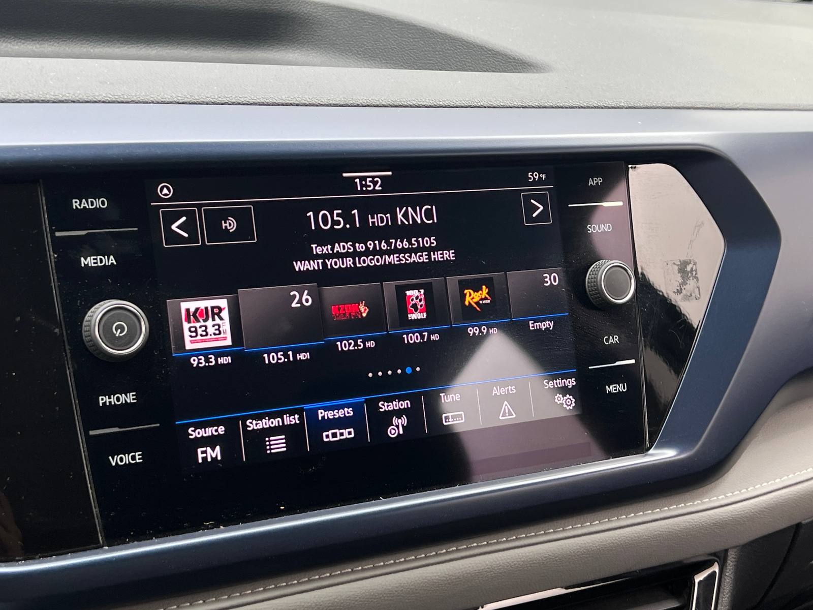 Thumbnail: 2024 Volkswagen Taos - 3