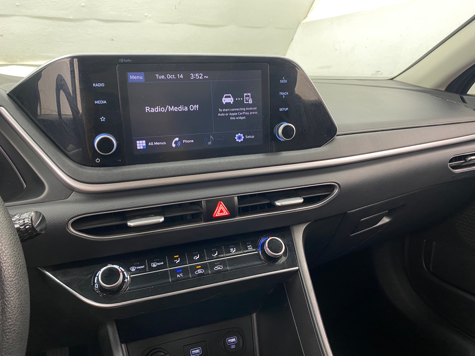 Thumbnail: 2022 Hyundai Sonata - 4