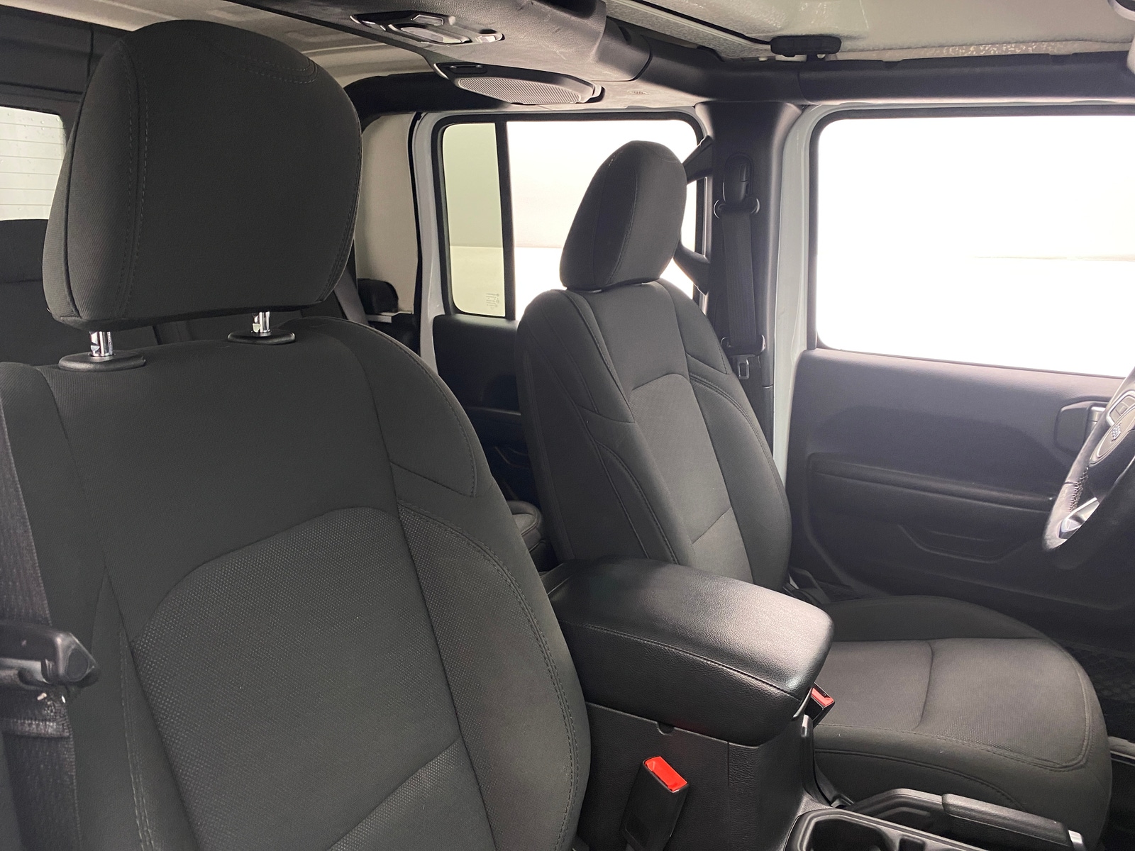 Thumbnail: 2020 Jeep Gladiator - 2