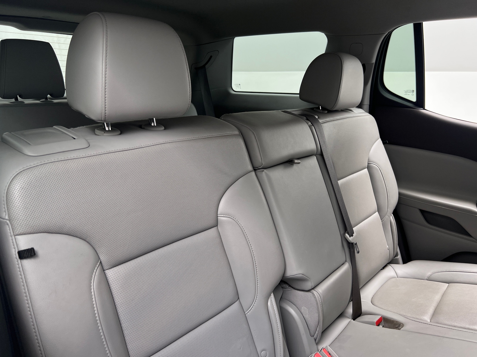 Thumbnail: 2023 GMC Acadia - 5