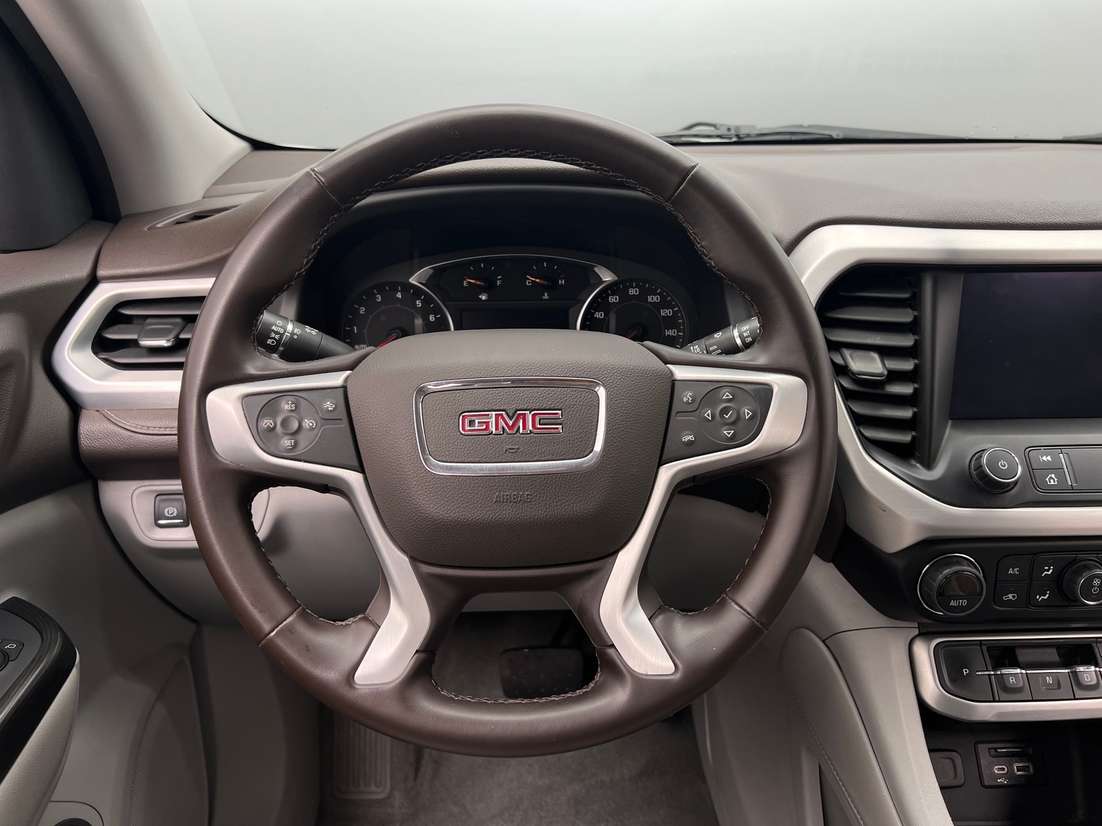 Thumbnail: 2023 GMC Acadia - 4