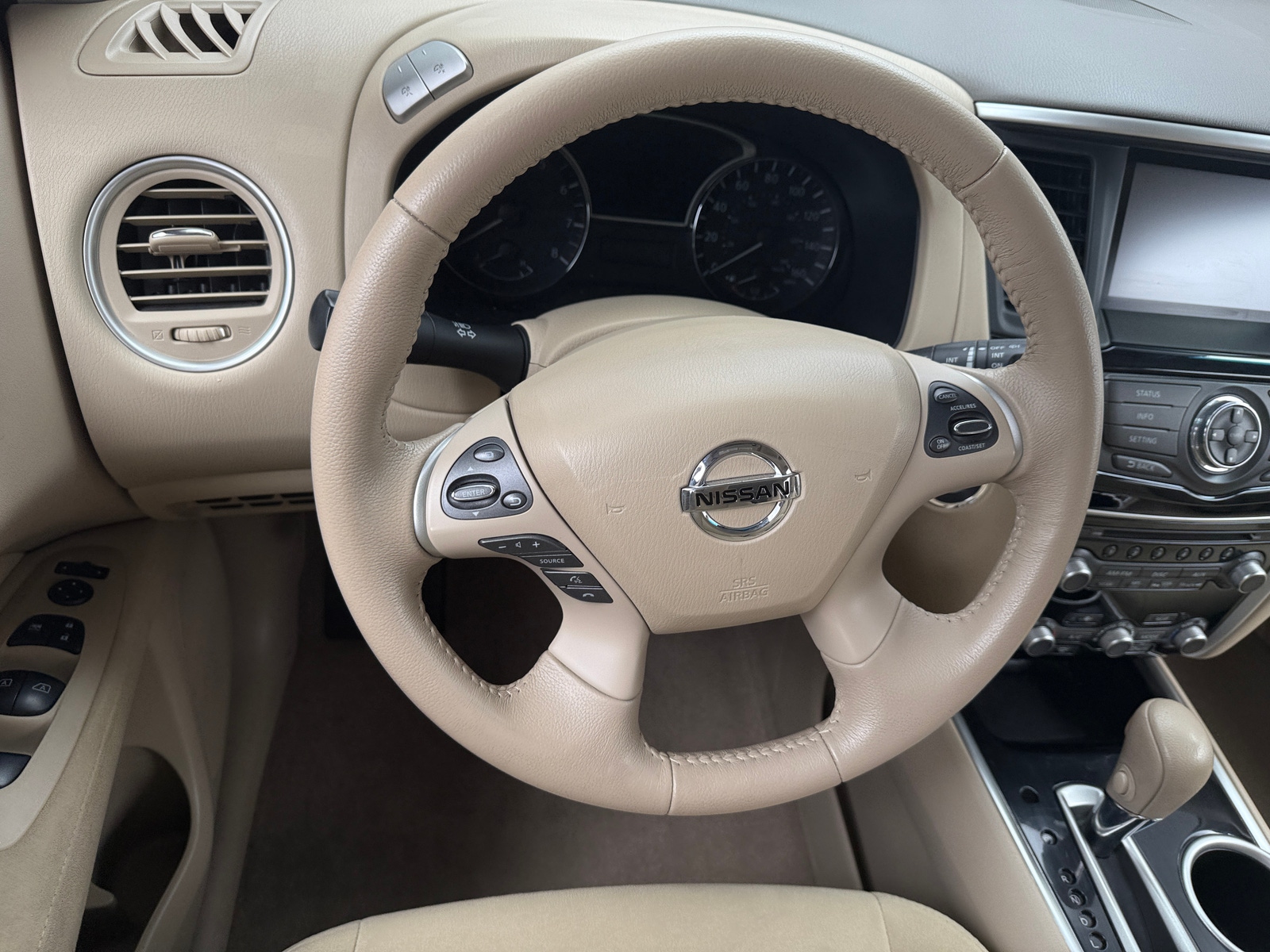 Thumbnail: 2015 Nissan Pathfinder - 5