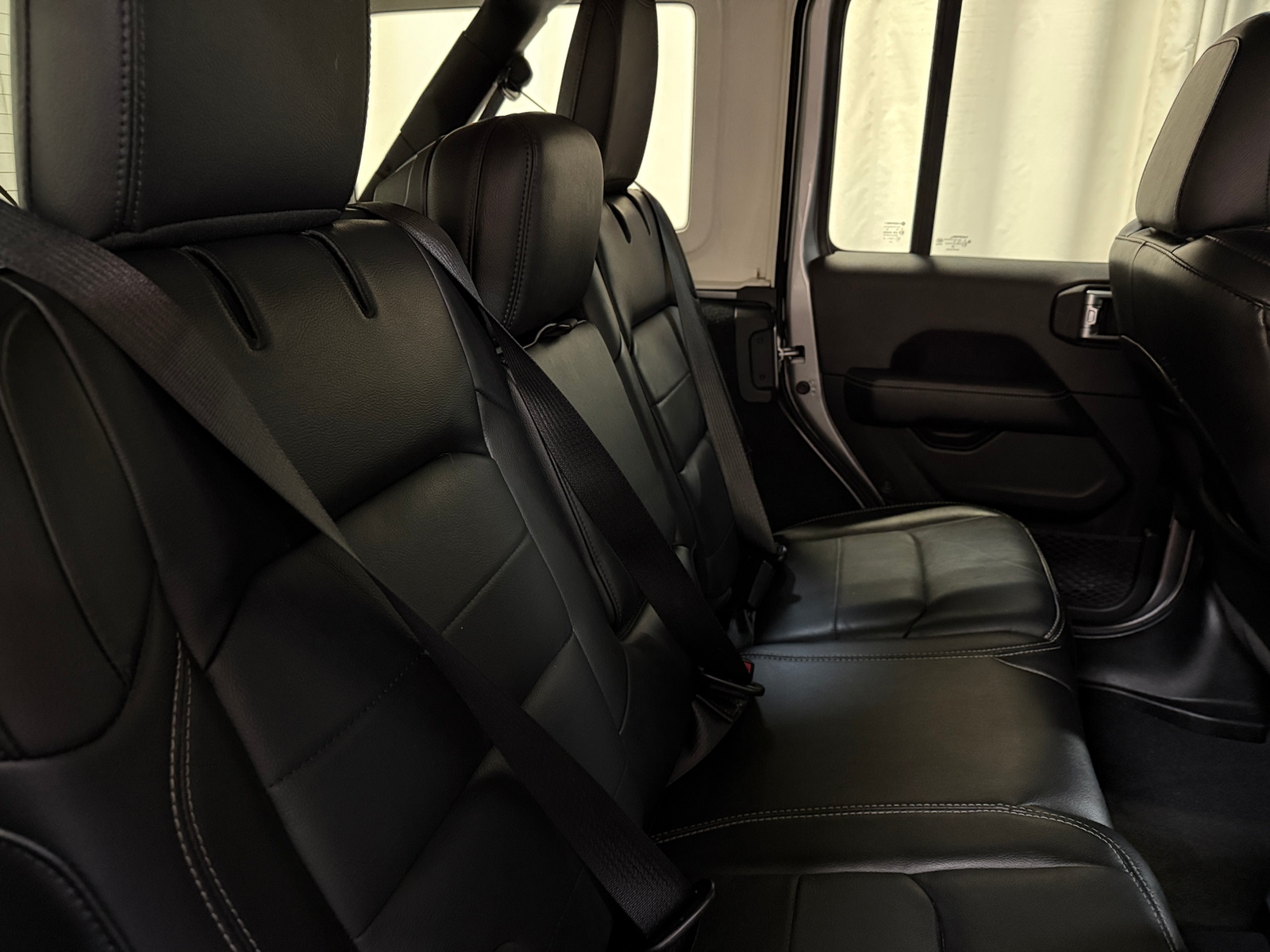 Thumbnail: 2020 Jeep Wrangler - 5