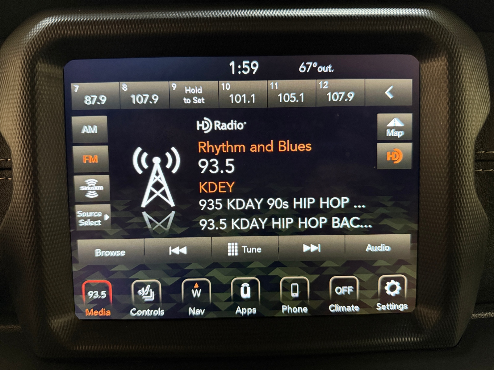 Thumbnail: 2020 Jeep Wrangler - 3