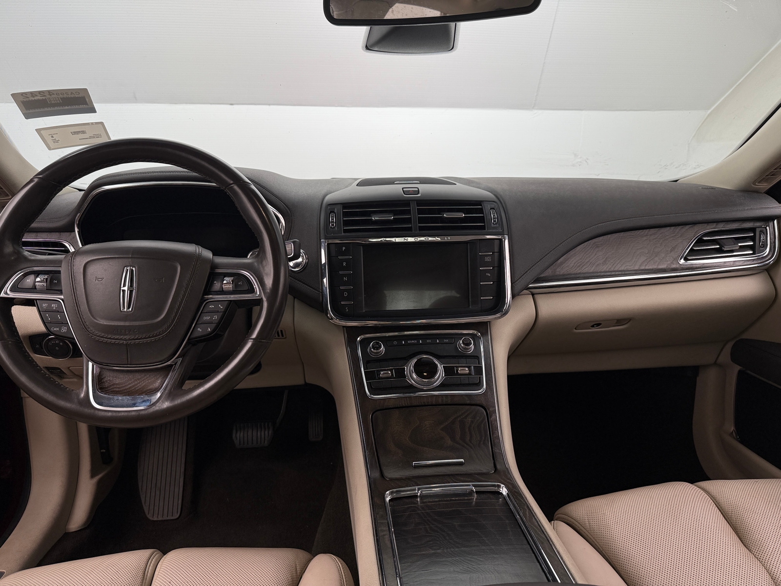 Thumbnail: 2019 Lincoln Continental - 2