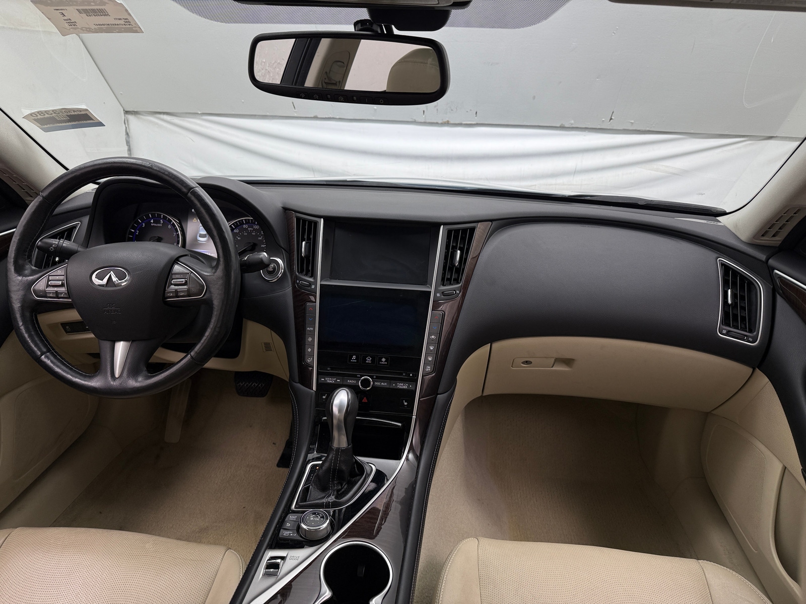 Thumbnail: 2014 INFINITI Q50 - 2