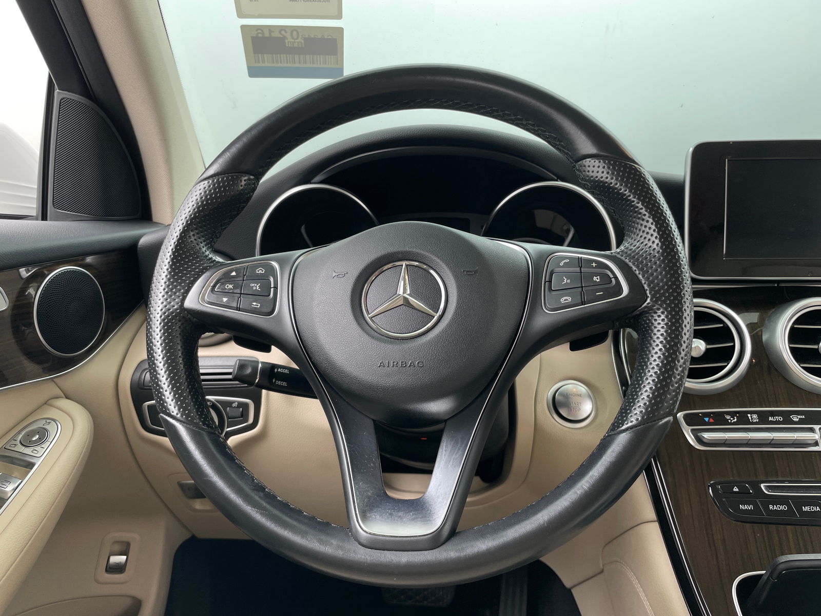 Thumbnail: 2016 Mercedes-Benz GLC - 4