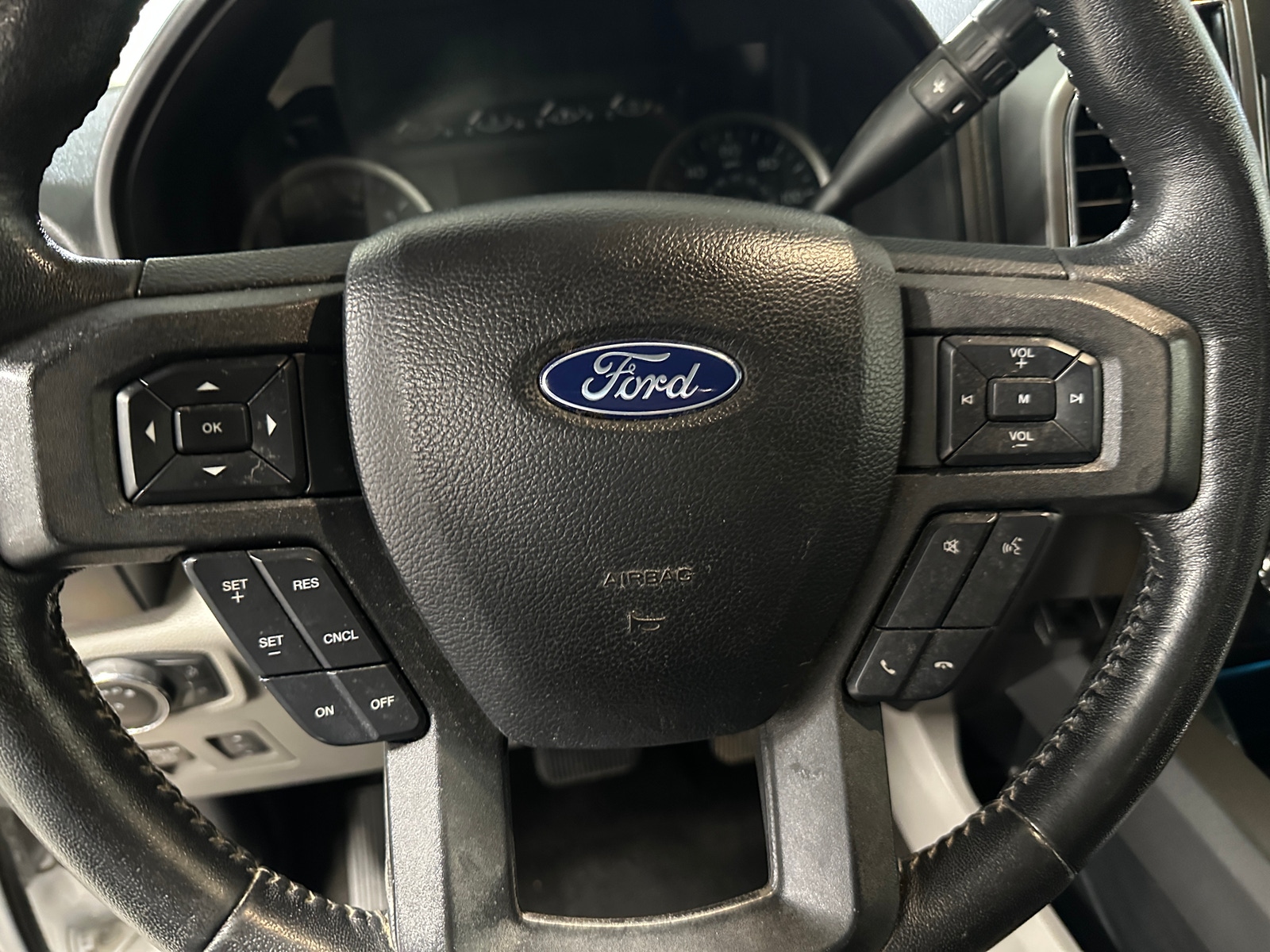 Thumbnail: 2020 Ford Econoline - 5