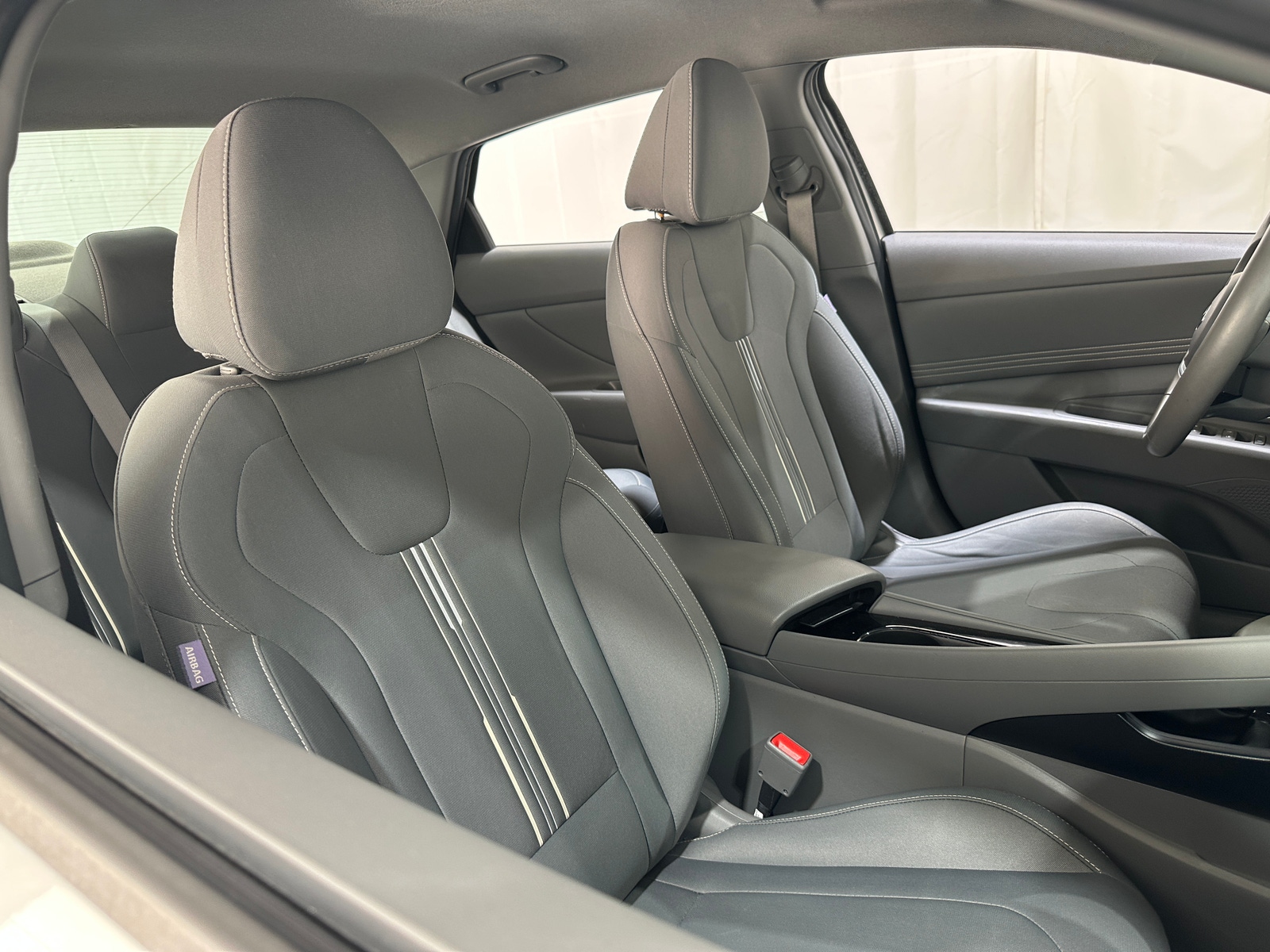 Thumbnail: 2022 Hyundai Elantra - 2