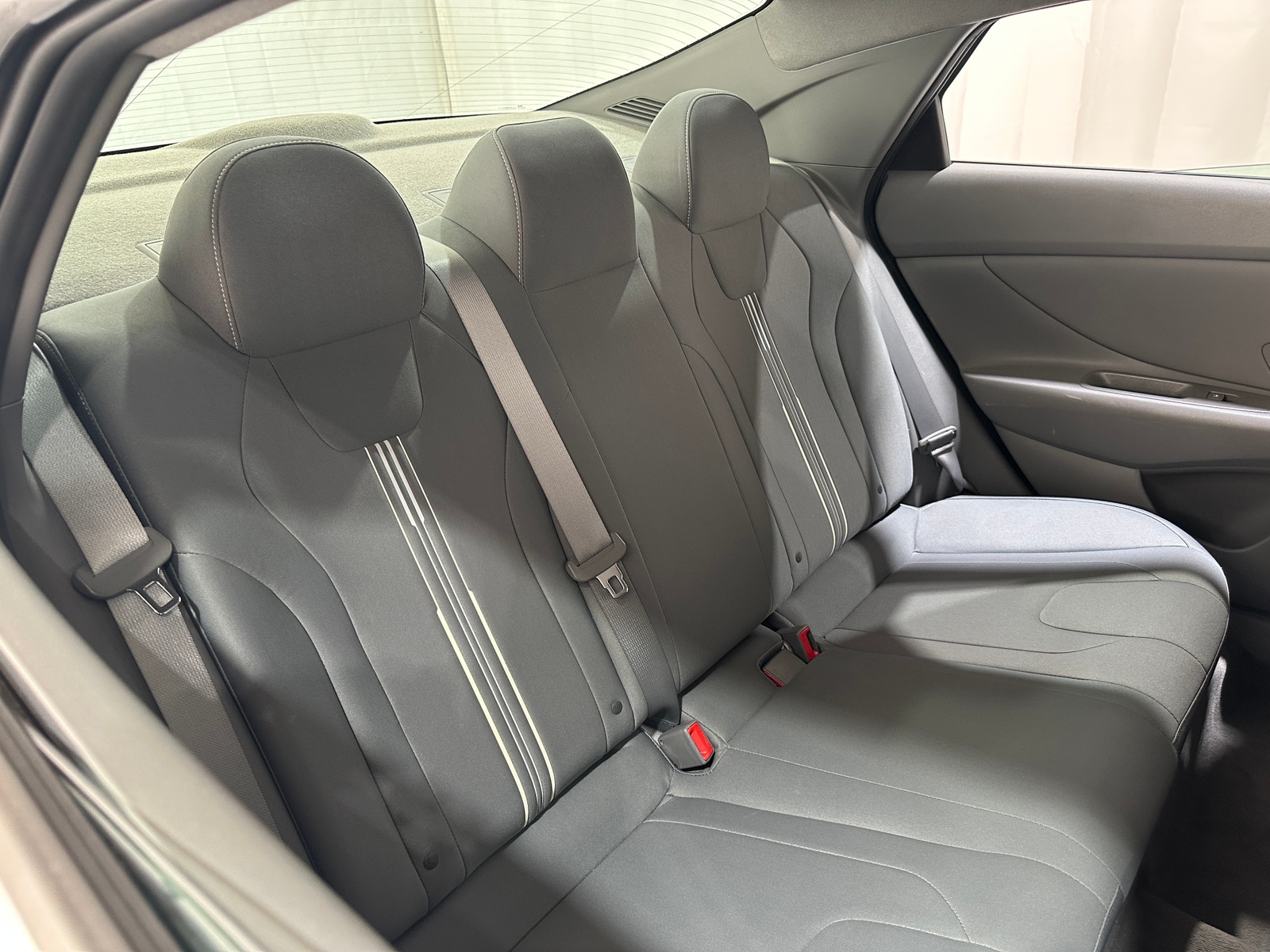 Thumbnail: 2022 Hyundai Elantra - 6