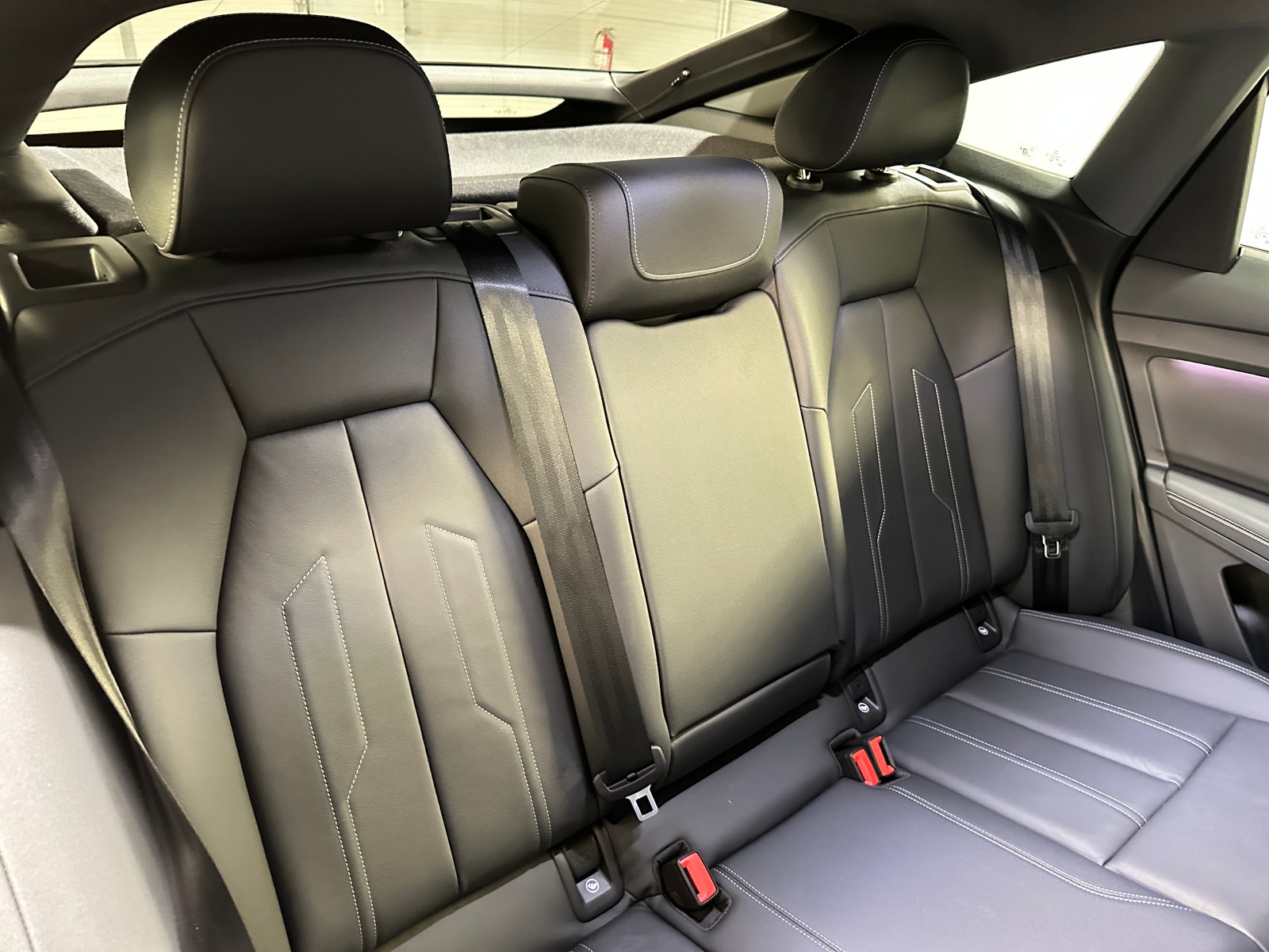Thumbnail: 2022 Audi Q4 e-tron - 5