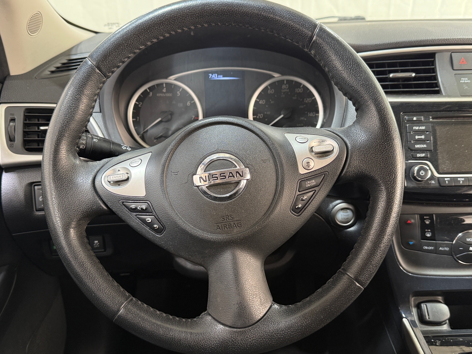 Thumbnail: 2018 Nissan Sentra - 5