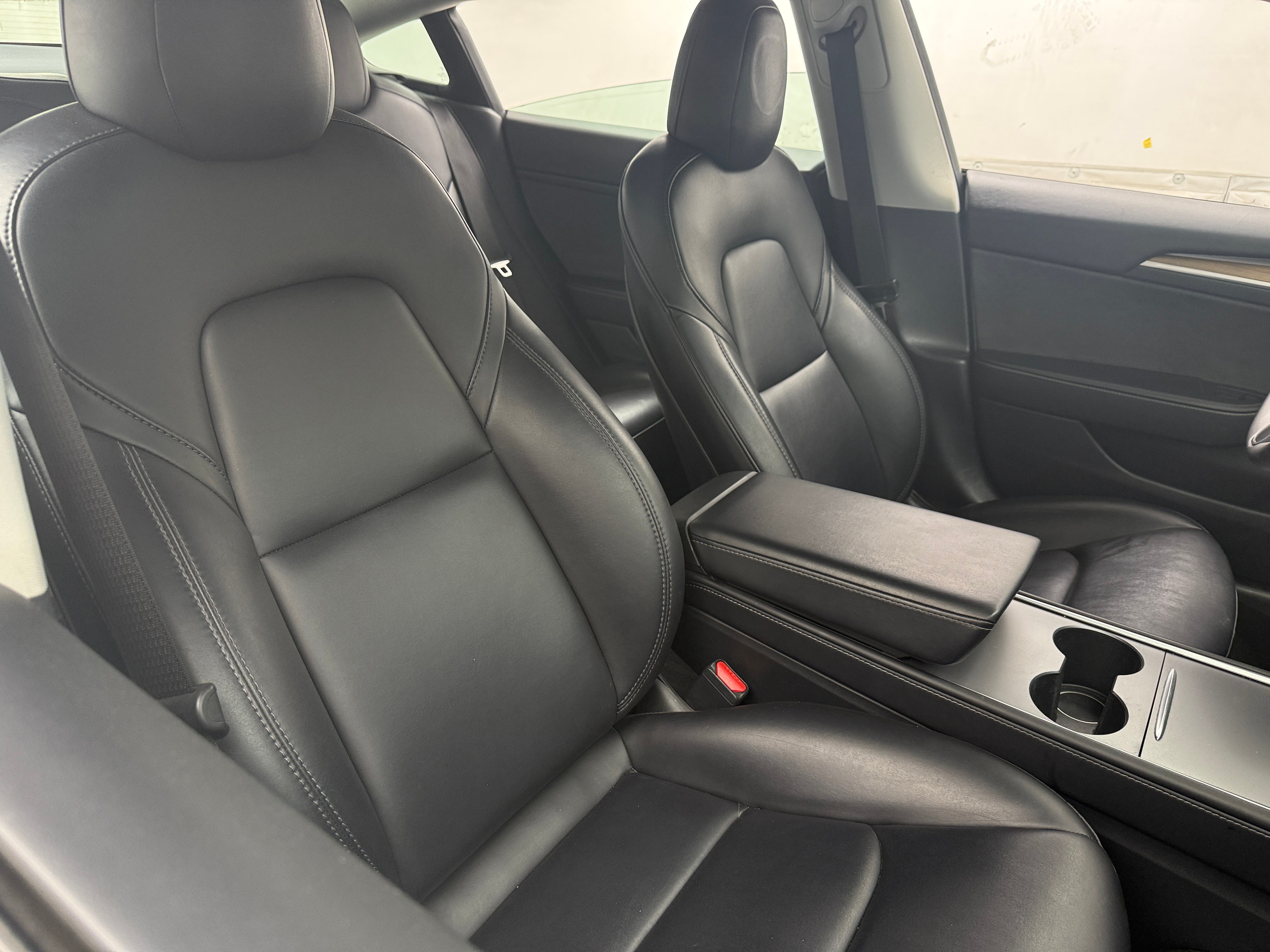 Used 2021 Tesla Model 3 Base with VIN 5YJ3E1EA2MF058463 for sale in Oak Creek, WI