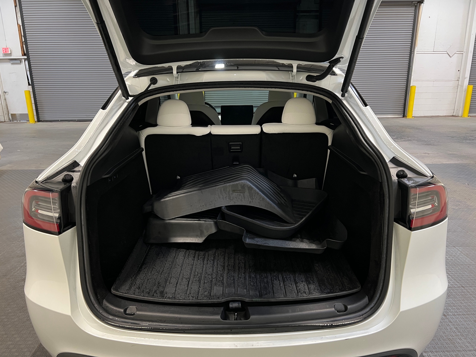 Thumbnail: 2023 Tesla Model Y - 6