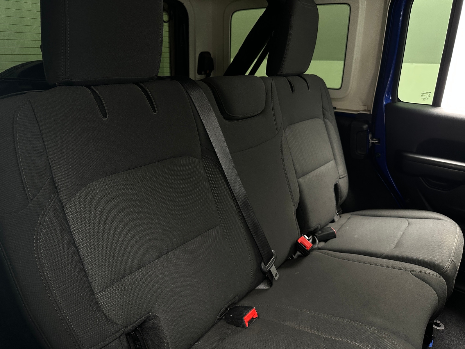 Thumbnail: 2019 Jeep Wrangler - 6