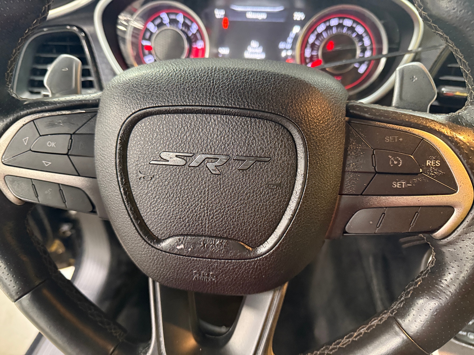 Thumbnail: 2015 Dodge Challenger - 3