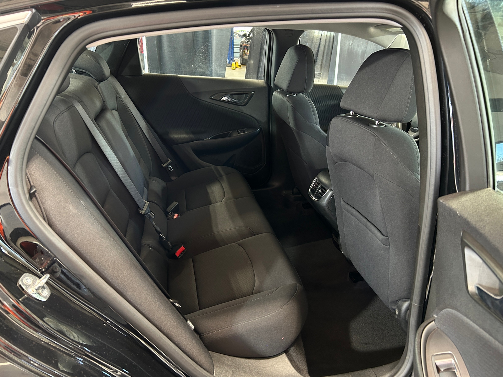 Thumbnail: 2023 Chevrolet Malibu - 6