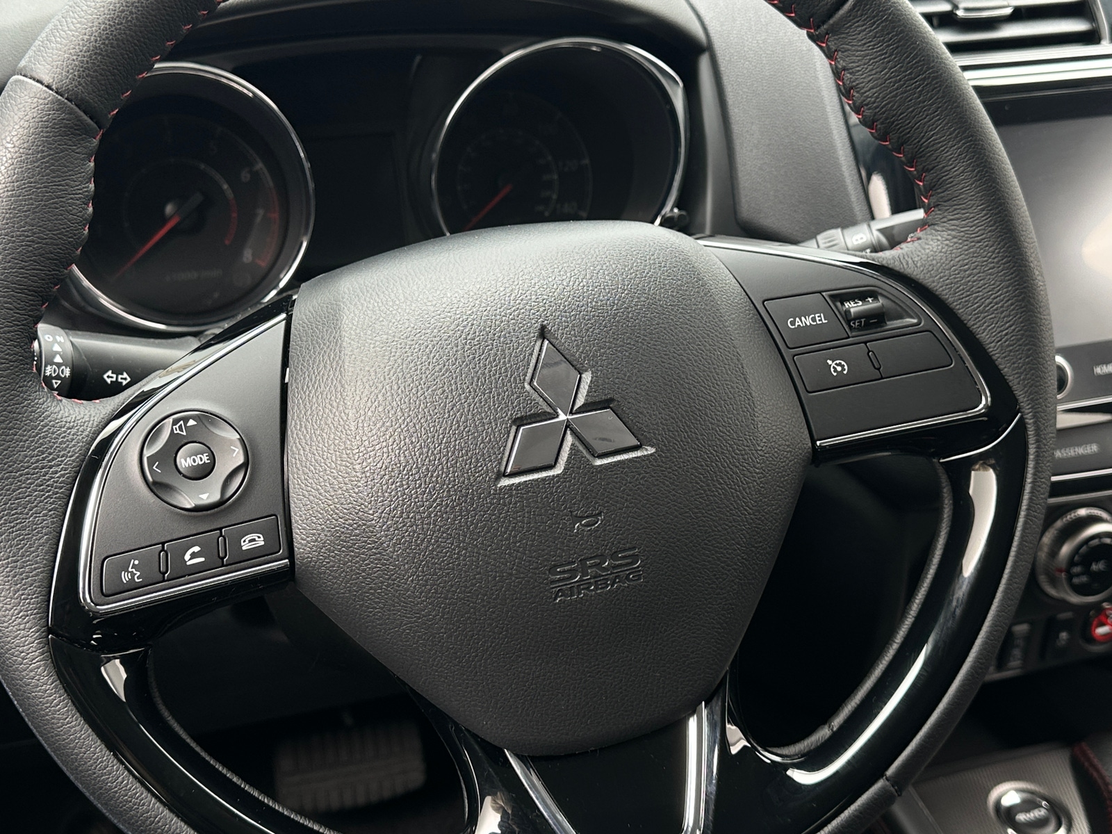 Thumbnail: 2024 Mitsubishi Outlander Sport - 5