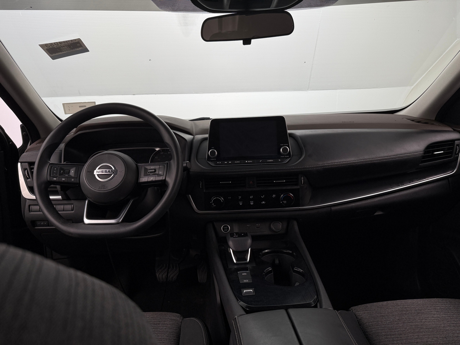 Thumbnail: 2021 Nissan Rogue - 3