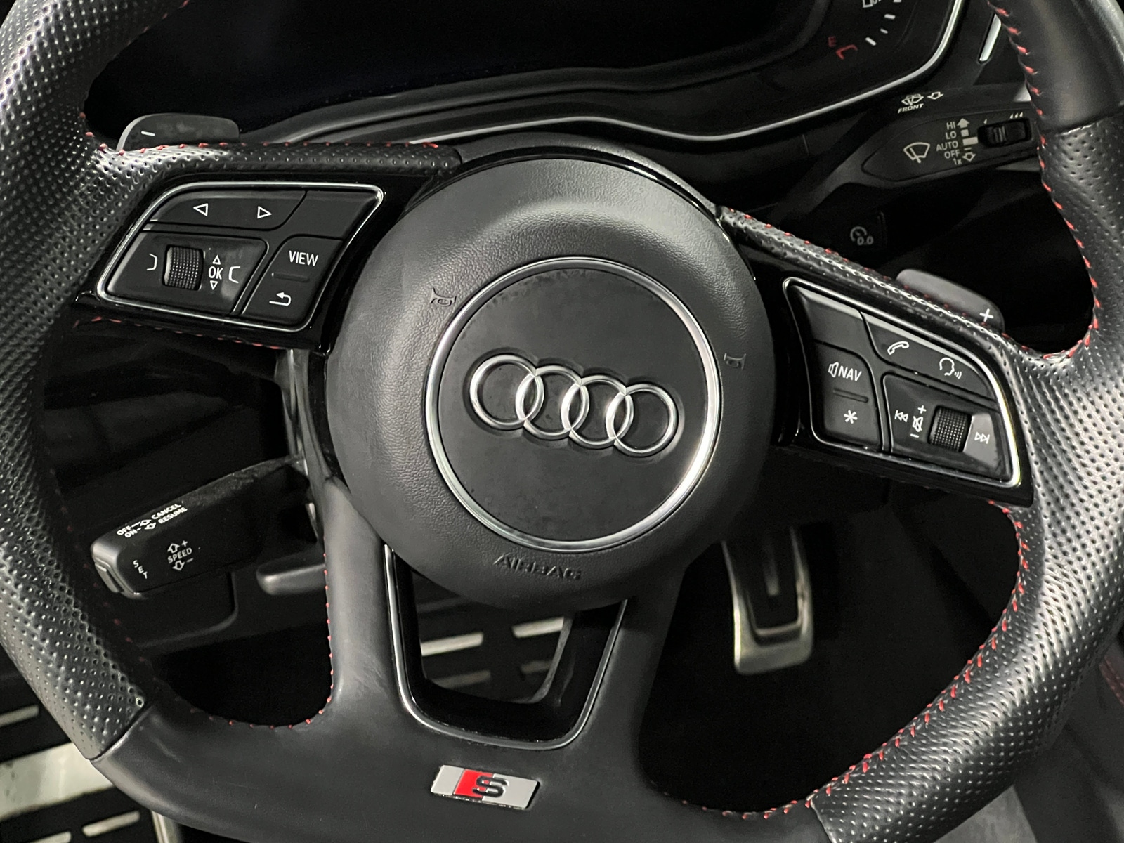 Thumbnail: 2019 Audi A4 - 4