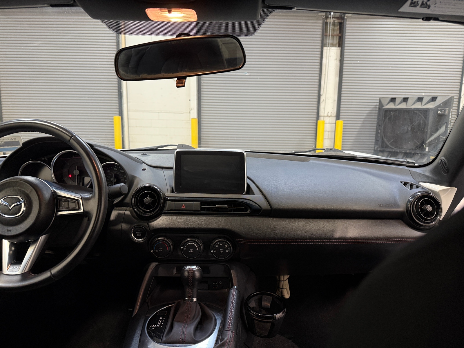 Thumbnail: 2016 Mazda MX-5 Miata - 3