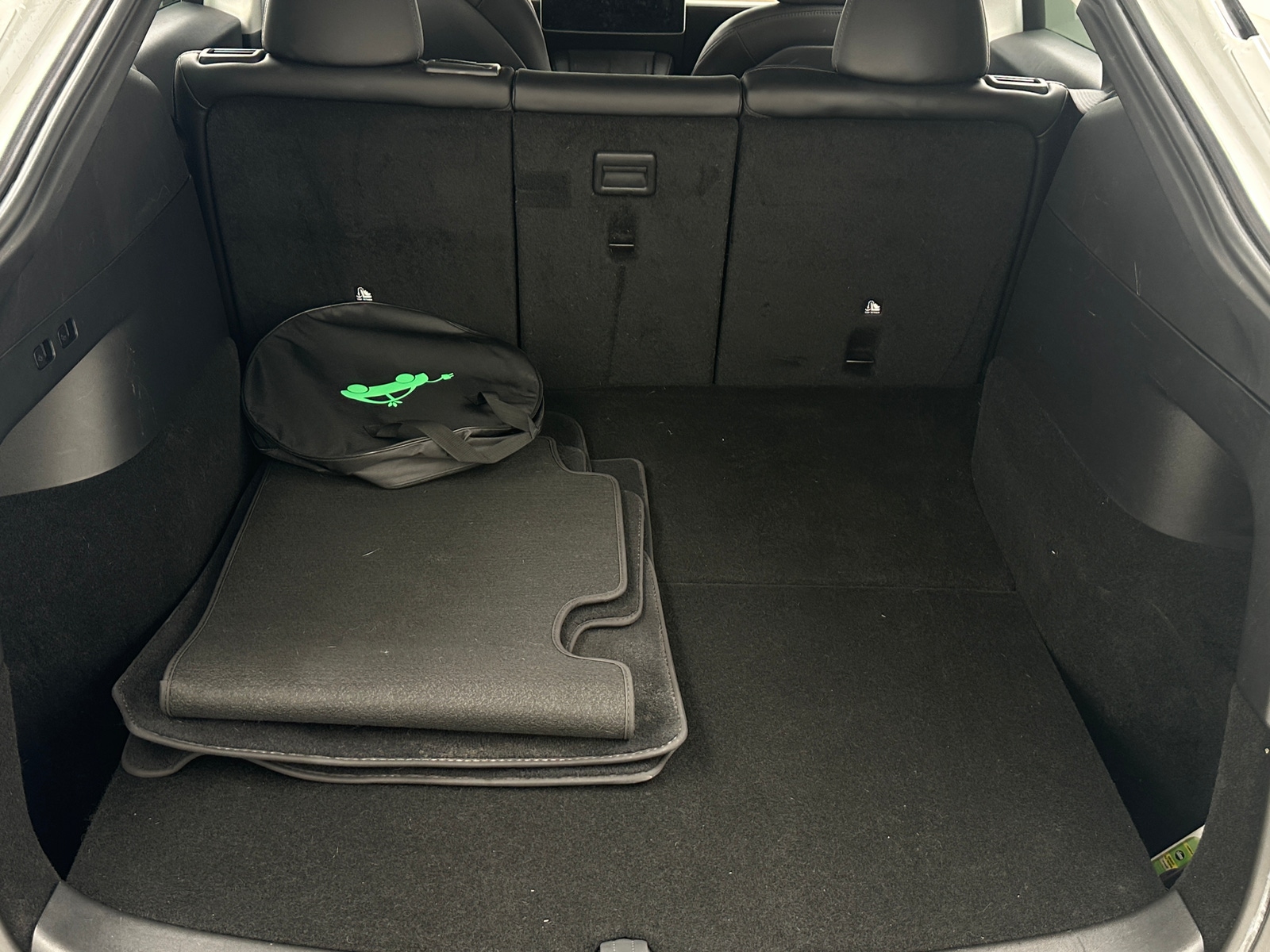 Thumbnail: 2022 Tesla Model Y - 6