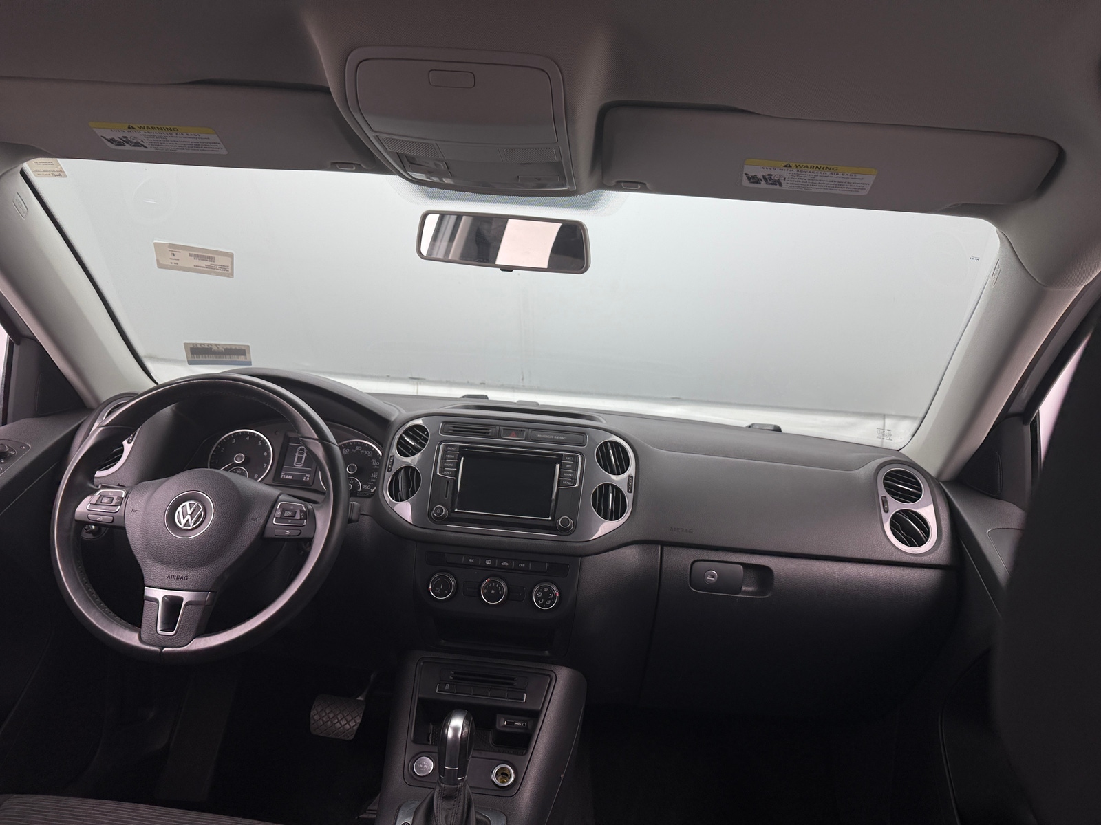 Thumbnail: 2018 Volkswagen Tiguan - 3