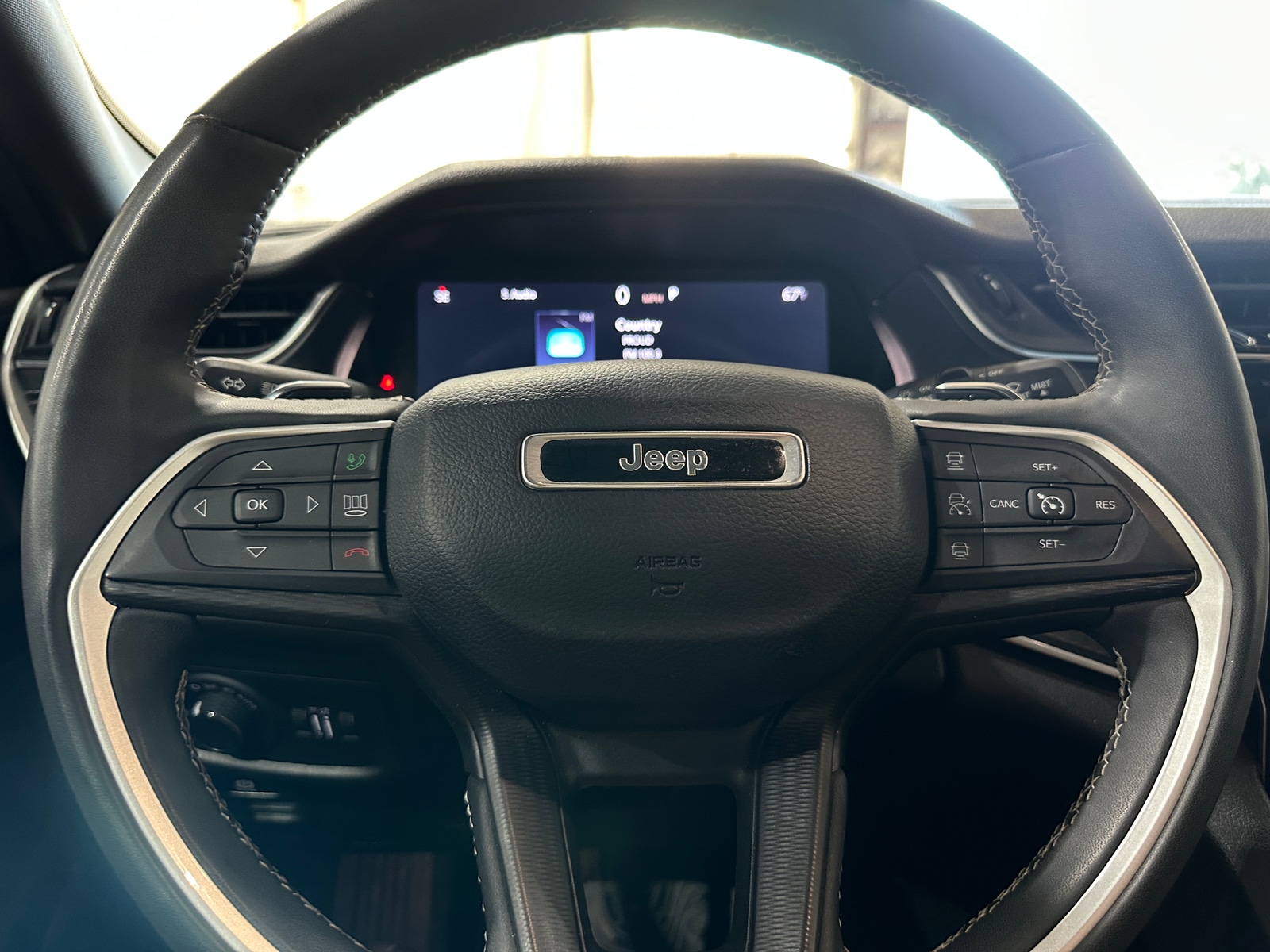 Thumbnail: 2024 Jeep Grand Cherokee - 4
