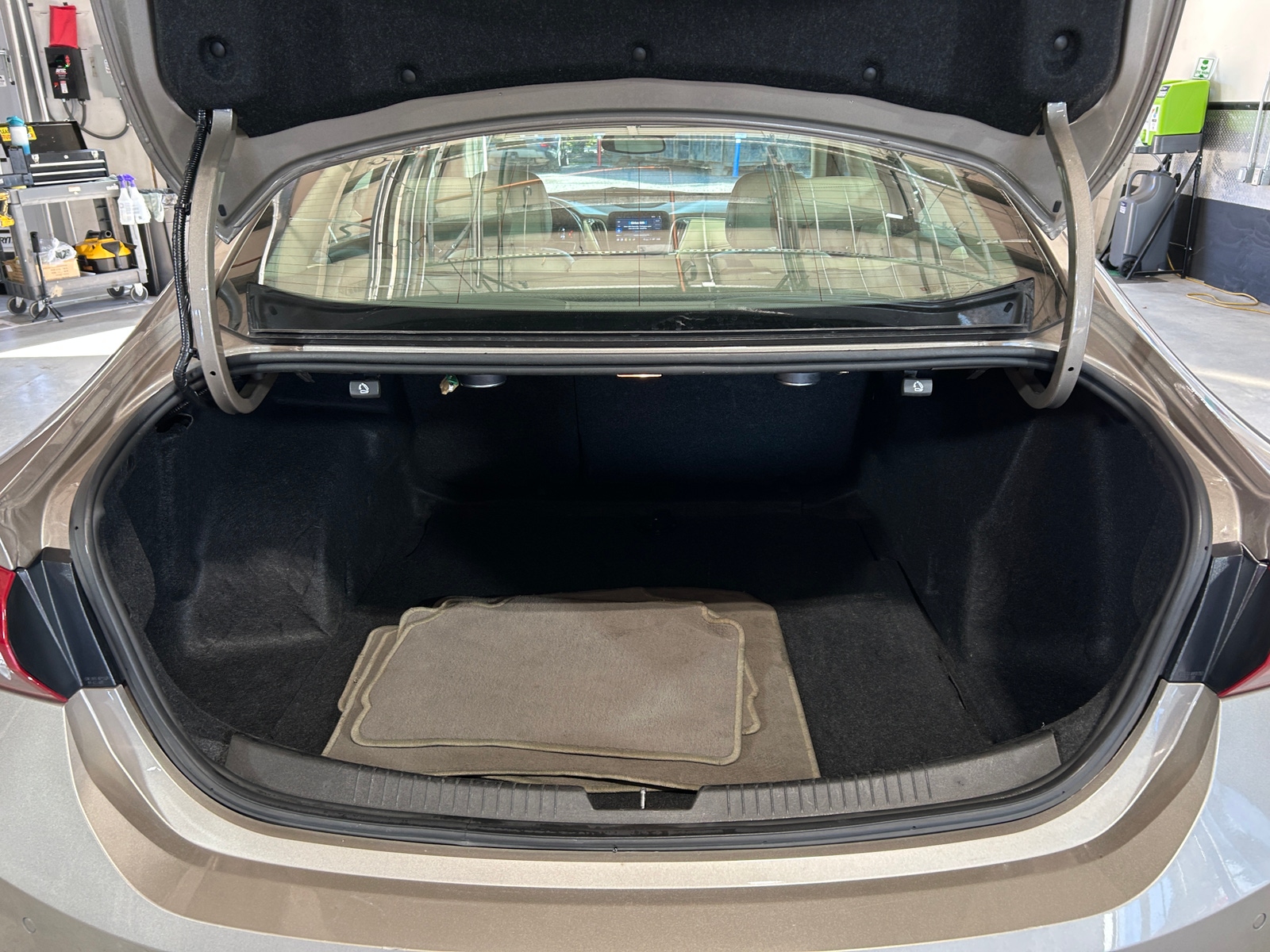 Thumbnail: 2024 Chevrolet Malibu - 6