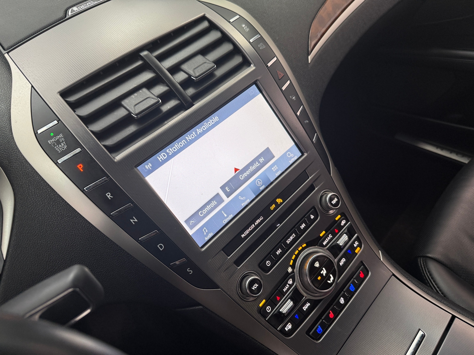 Thumbnail: 2020 Lincoln MKZ - 3