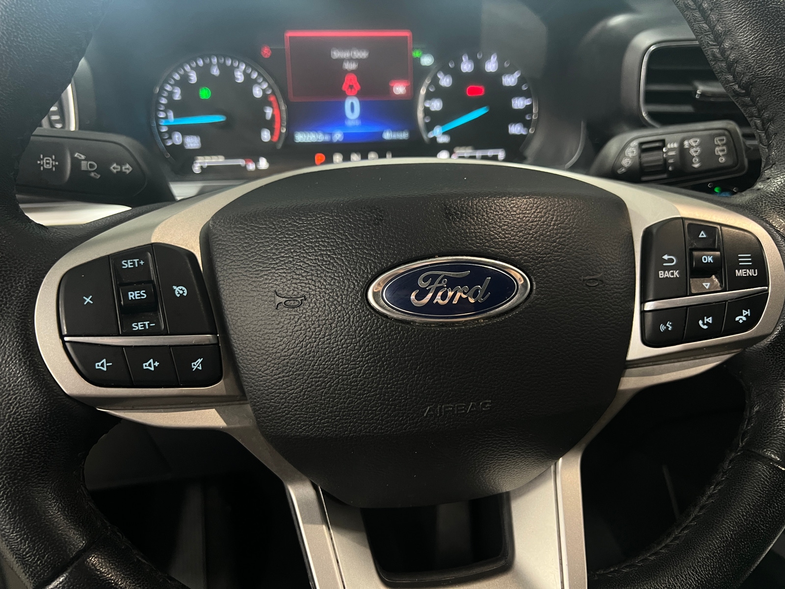 Thumbnail: 2021 Ford Explorer - 4