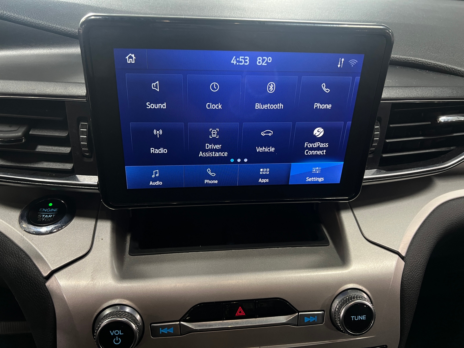 Thumbnail: 2021 Ford Explorer - 3